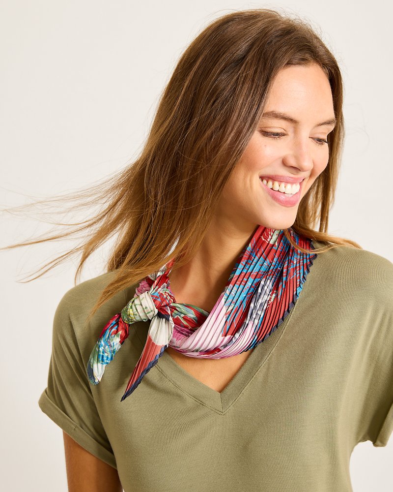 Tommy Bahama Amaryllis Pleated Diamond Scarf