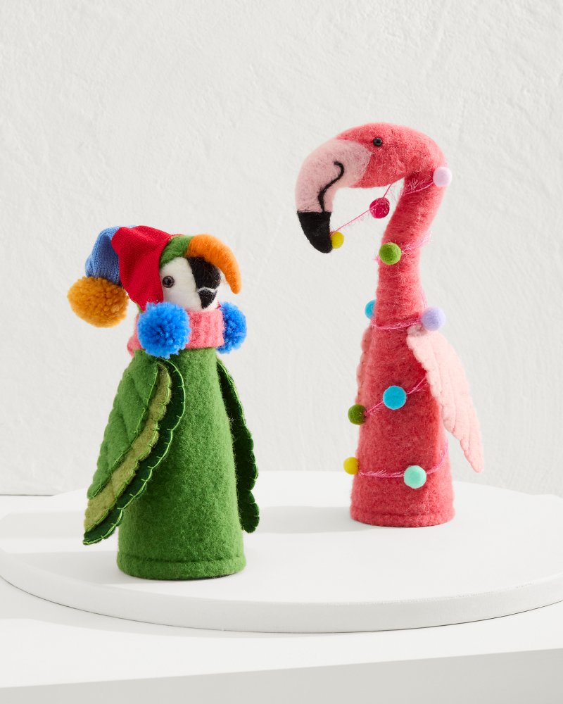Tommy Bahama Flamingo & Parrot Bottle Topper Set