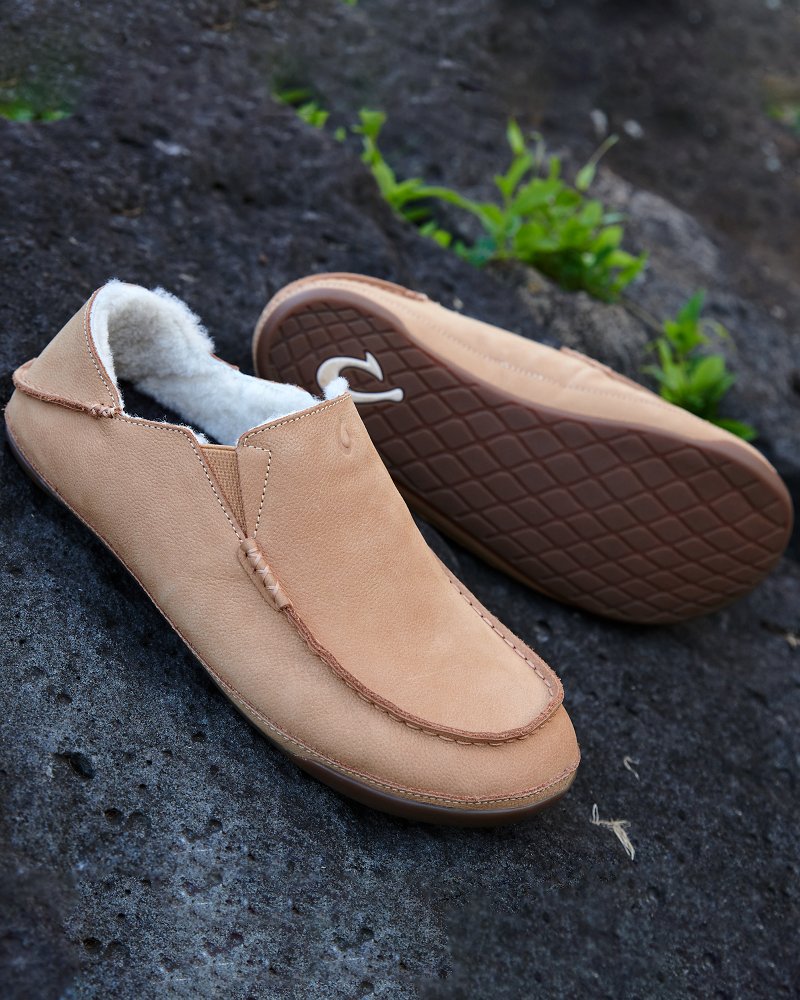 Tommy Bahama OluKai® Kipuka Hulu Slippers