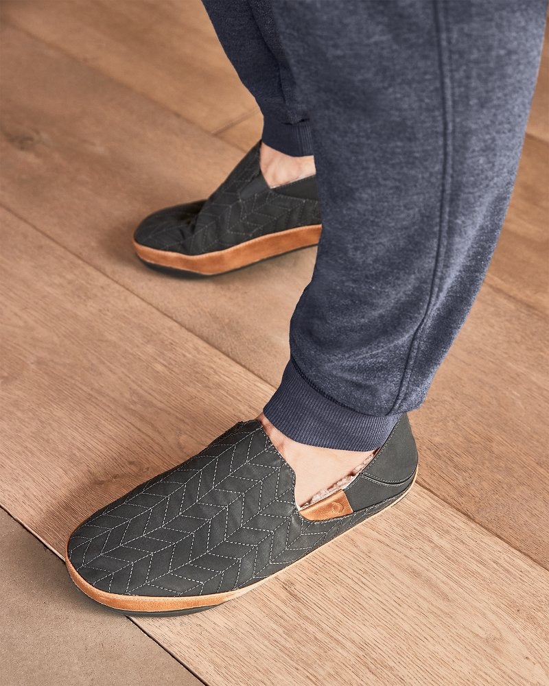 Tommy Bahama OluKai® Hanohano Slippers