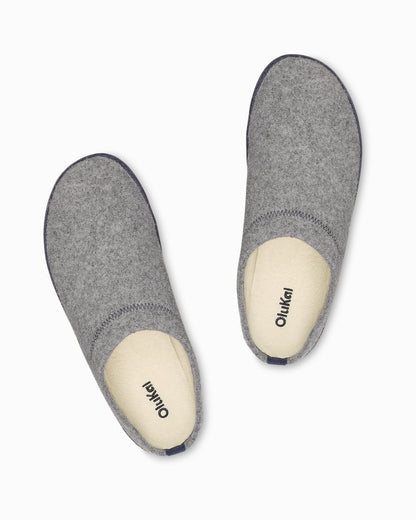Tommy Bahama OluKai® Hāmani Hulu Felt Mules