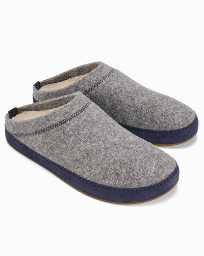 Tommy Bahama OluKai® Hāmani Hulu Felt Mules
