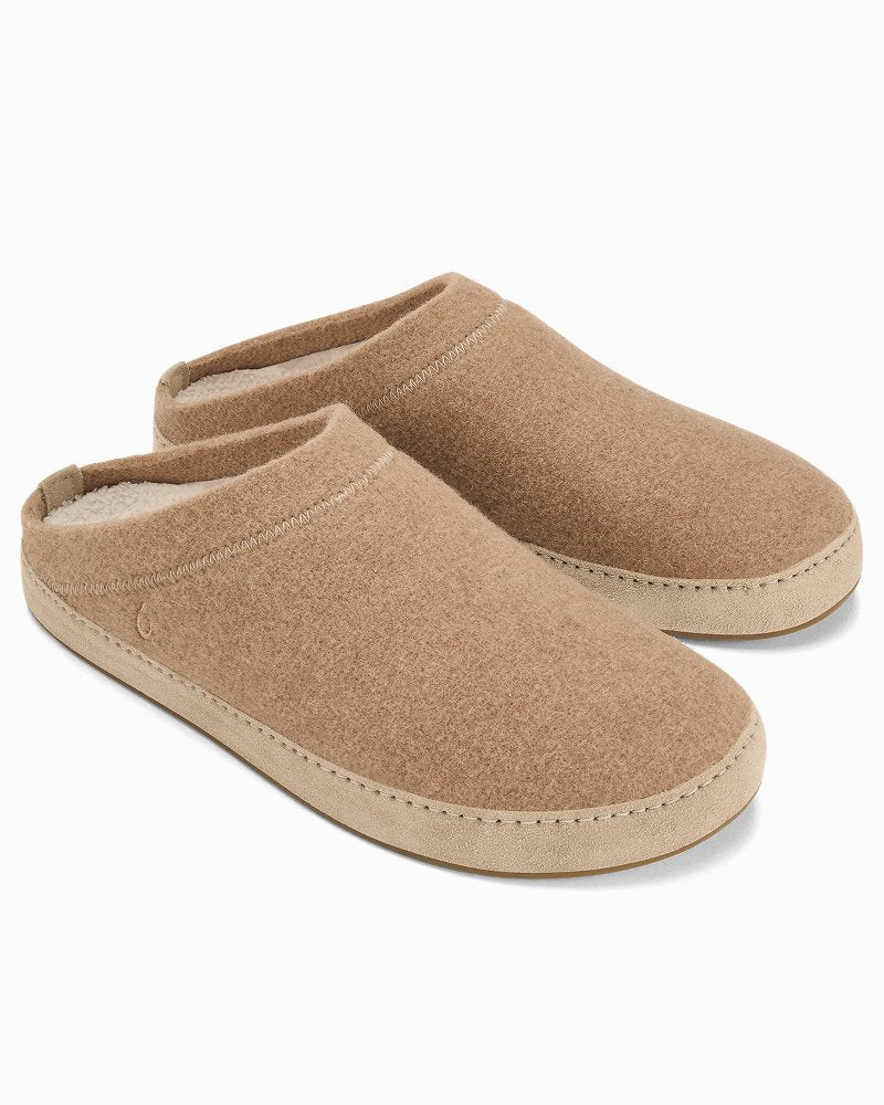 Tommy Bahama OluKai® Hāmani Hulu Felt Mules