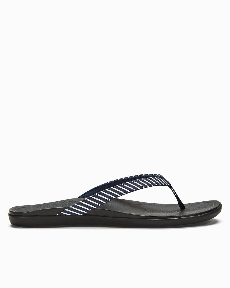 Tommy Bahama OluKai® Ho'ōpio Sandals
