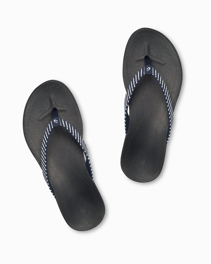 Tommy Bahama OluKai® Ho'ōpio Sandals