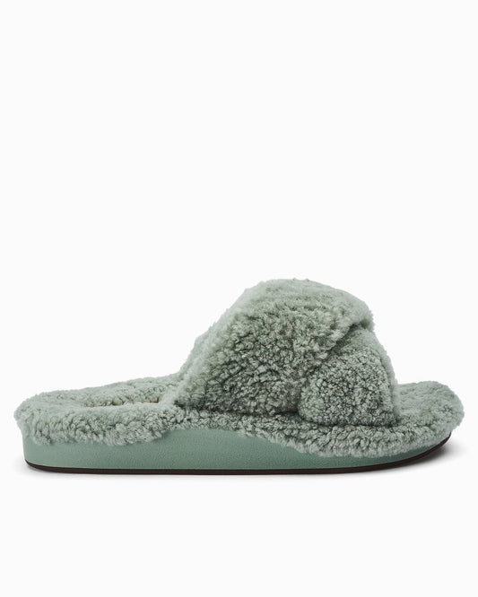 Tommy Bahama OluKai® Hila Heu Slippers