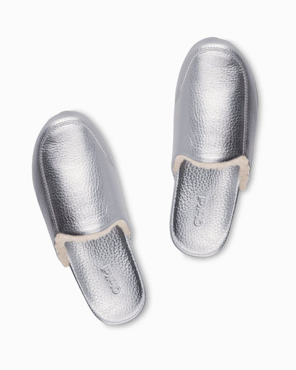 Tommy Bahama OluKai® Kōnea Slippers