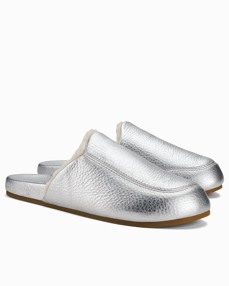 Tommy Bahama OluKai® Kōnea Slippers