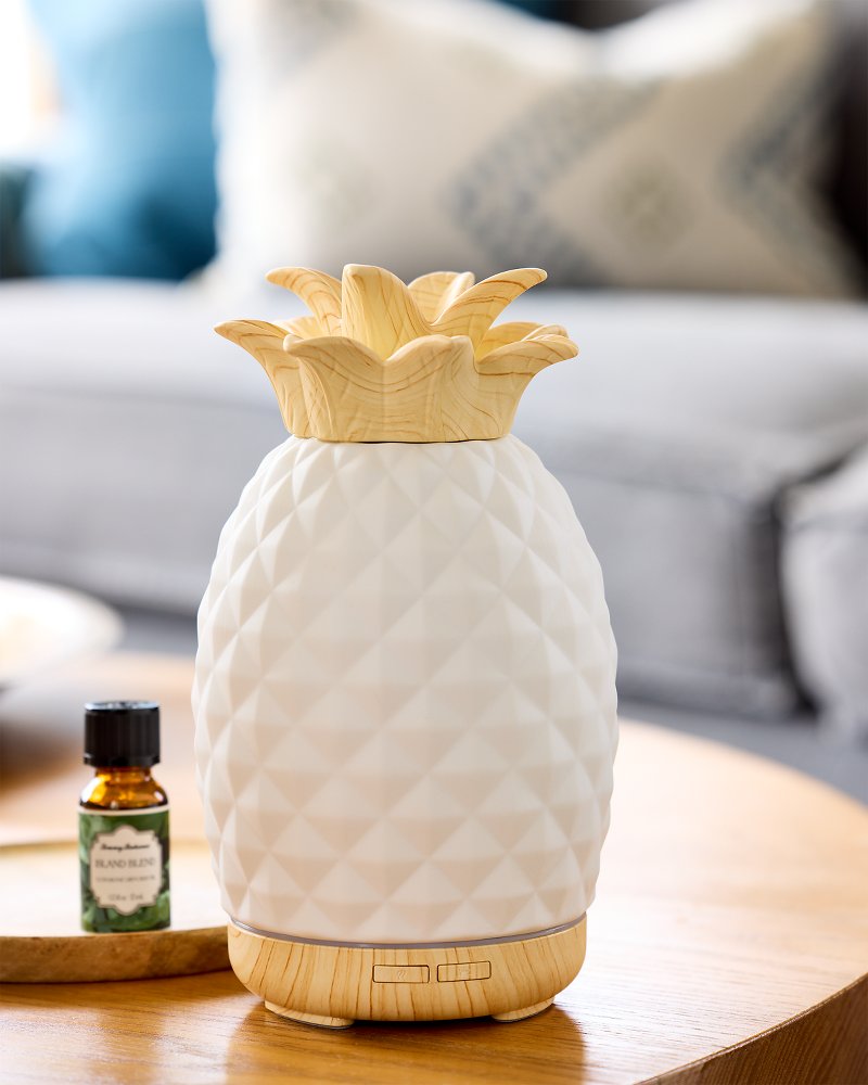 Tommy Bahama Island Blend Ceramic Pineapple Diffuser