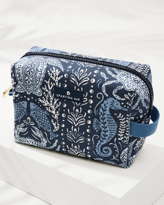 Tommy Bahama Hamilton Sealife Cosmetic Case