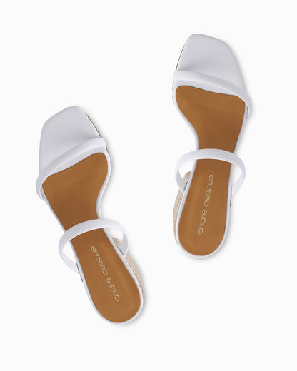 Tommy Bahama André Assous Joie Sandal