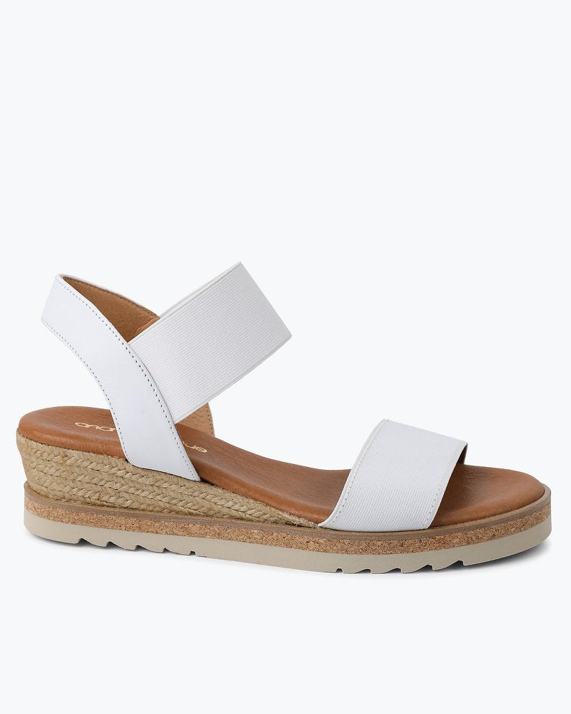 Tommy Bahama André Assous Neveah Wedge Sandals