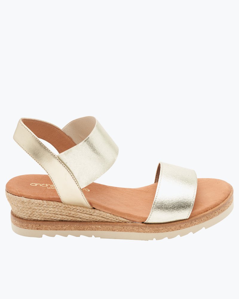 Tommy Bahama André Assous Neveah Wedge Sandals