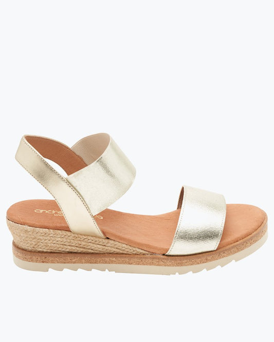 Tommy Bahama André Assous Neveah Wedge Sandals