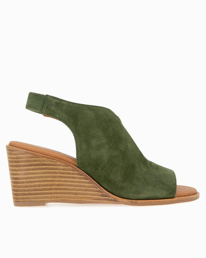 Tommy Bahama André Assous Belinda Suede Featherweights™ Wedges