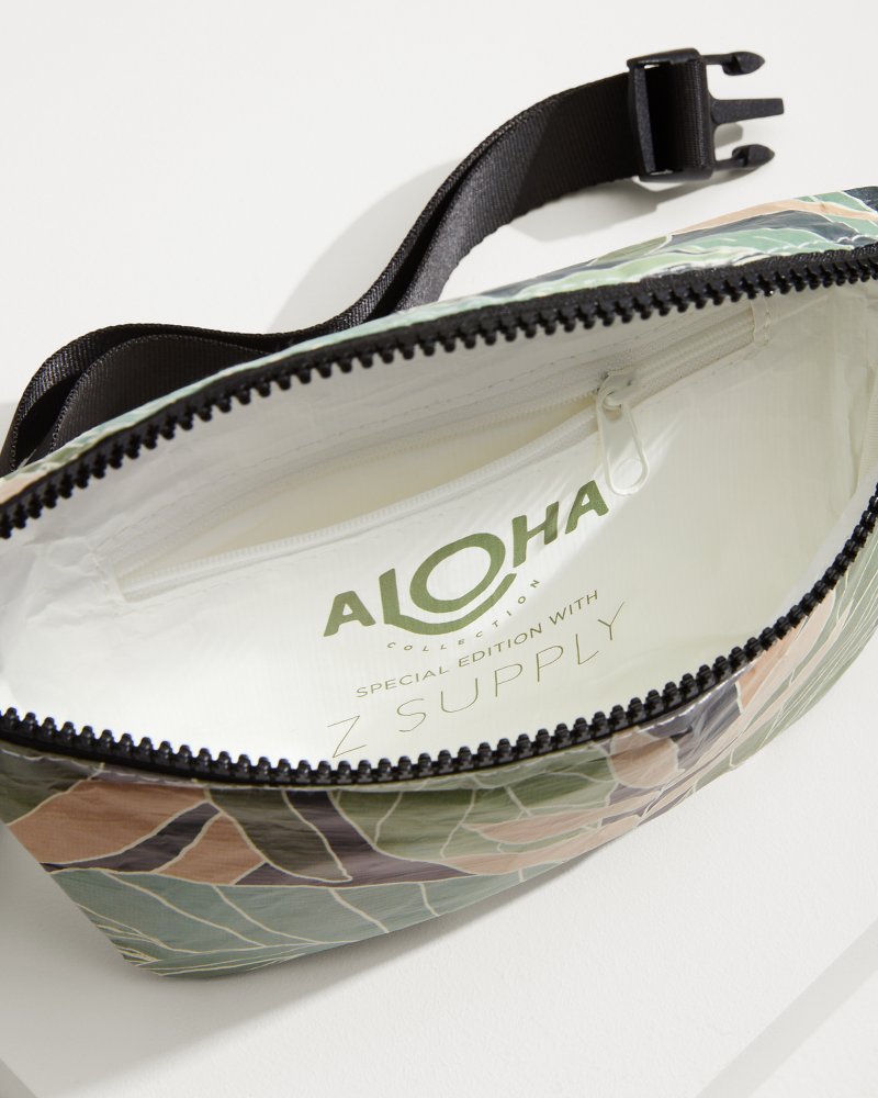 Tommy Bahama Aloha Collection Cusco Mini Hip Pack