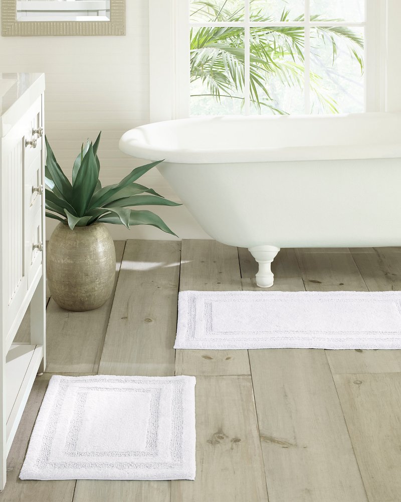 Tommy Bahama White Isla Bath Rug Set of 2