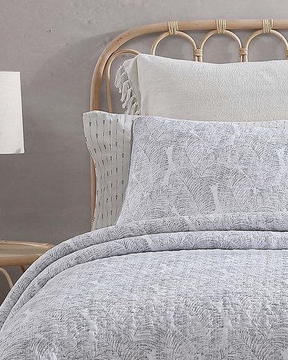 Tommy Bahama Water Leaves 3-Piece Full/Queen Quilt Set
