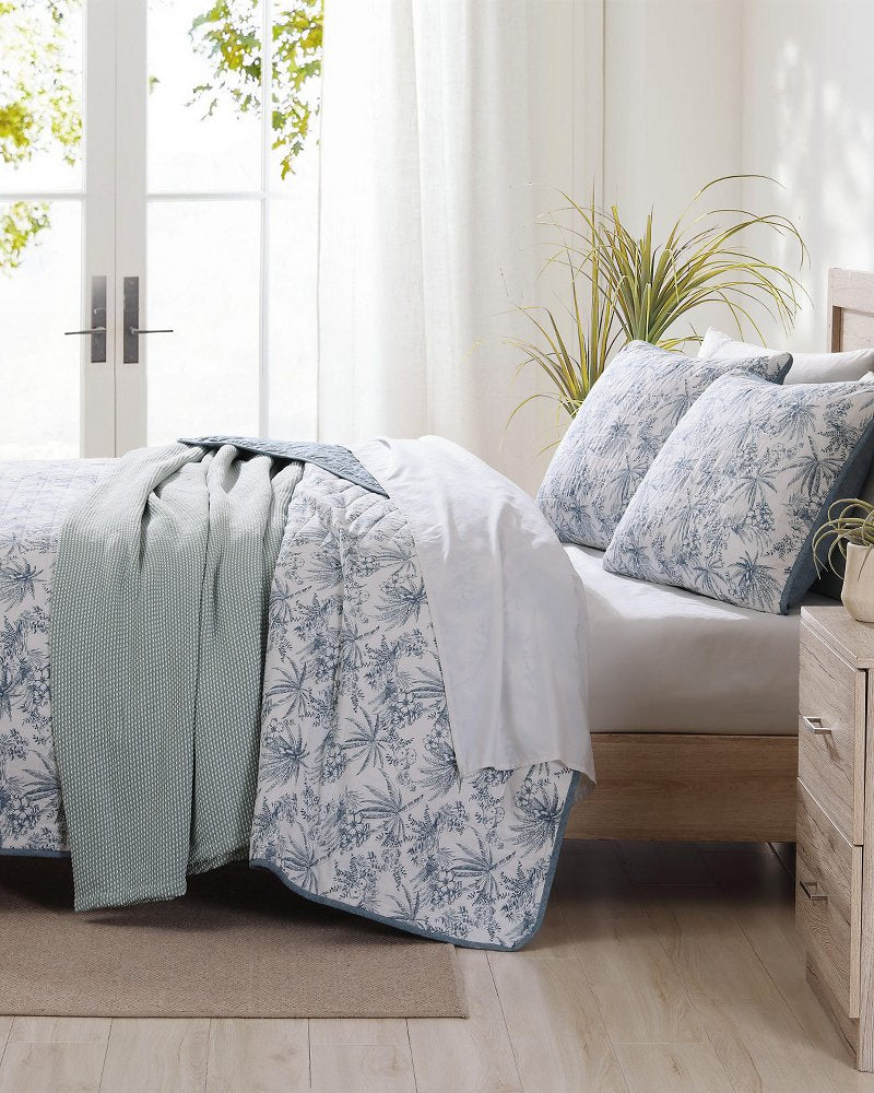 Tommy Bahama Pen and Ink Palm Reversible 2-Piece Twin Quilt Set