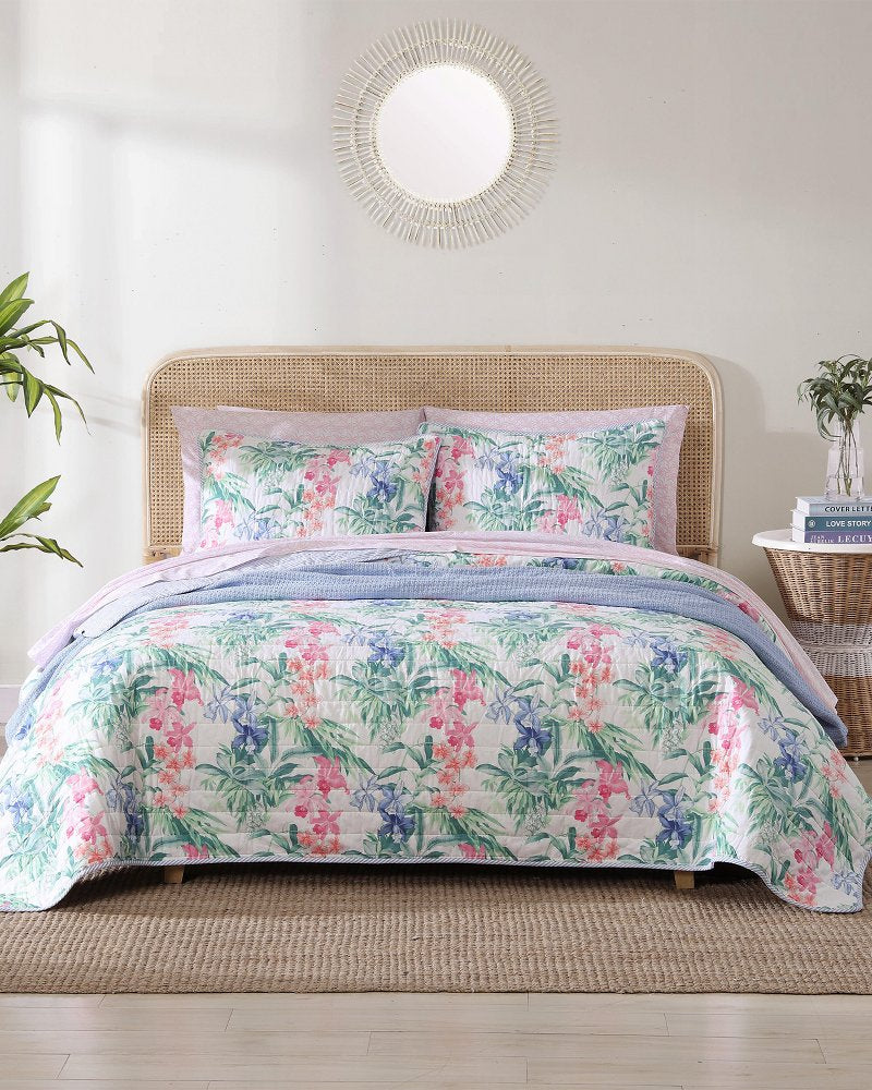 Tommy Bahama Island Orchid Reversible 3-Piece King Quilt Set