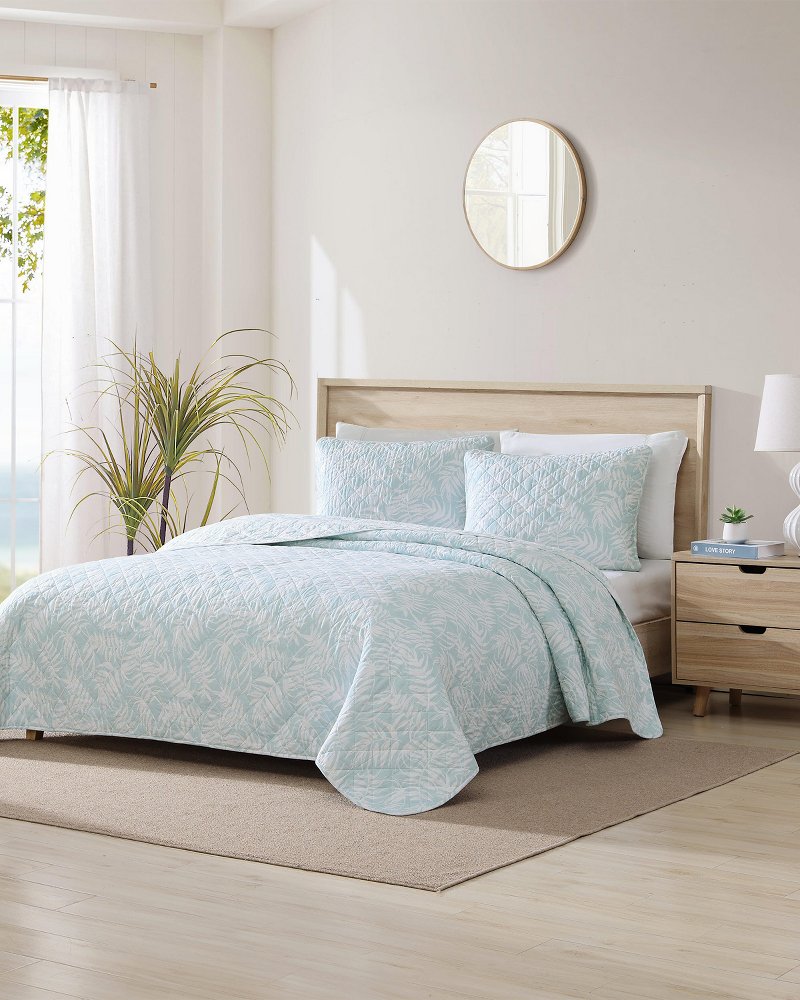 Tommy Bahama Art of Palms Reversible 3-Piece King Quilt Set
