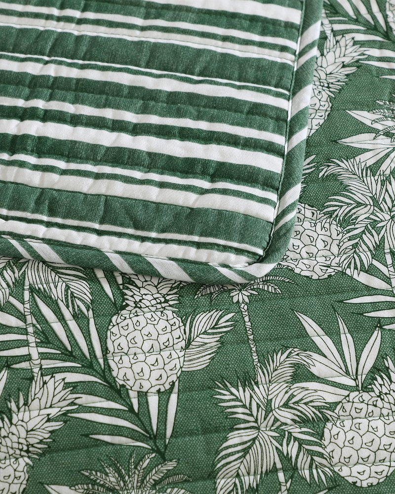 Tommy Bahama Pineapple Venture 2-Piece Twin Quilt Set