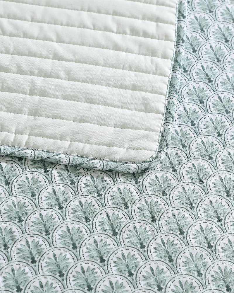 Tommy Bahama Coastal Batik 3-Piece King Quilt Set