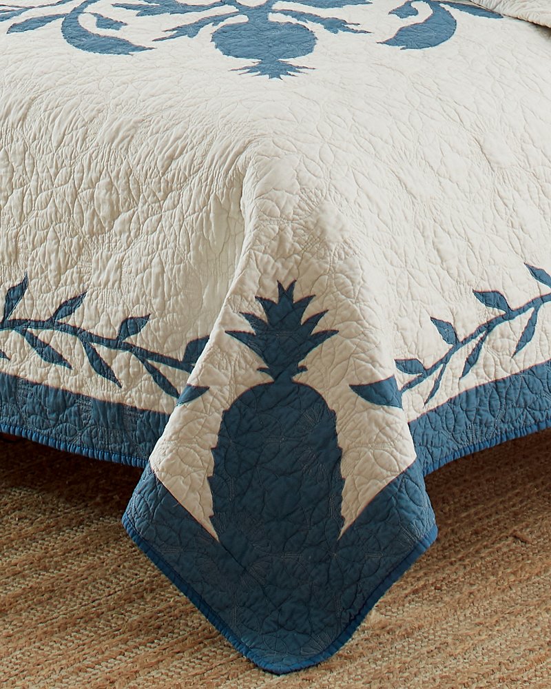 Tommy Bahama Aloha Pineapple Full/Queen Quilt