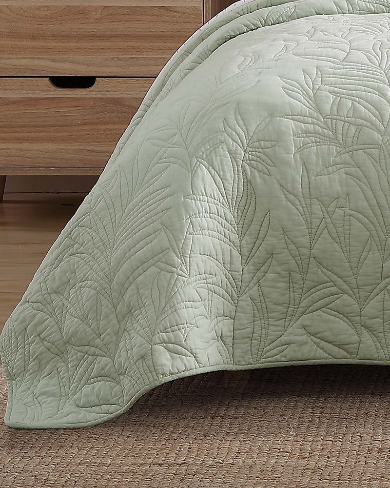 Tommy Bahama Solid Costa Sera King Quilt