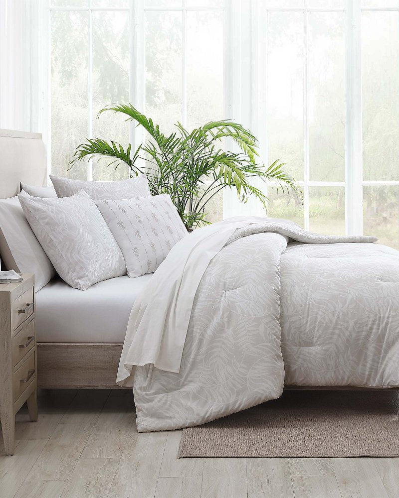 Tommy Bahama Art Of Palms 8-Piece Queen Bed Set