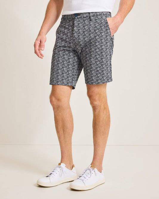 Tommy Bahama Chip Shot Beachcomber Geo IslandZone® 9-Inch Shorts