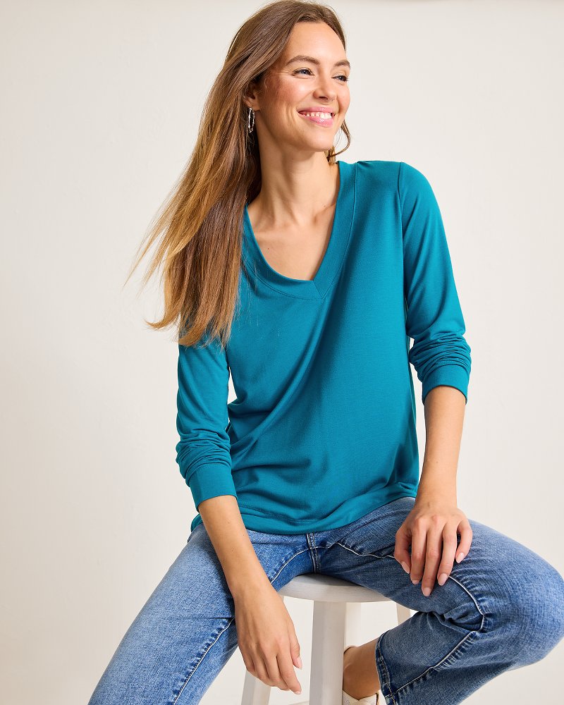 Tommy Bahama Kauai Jersey Long-Sleeve V-Neck T-Shirt