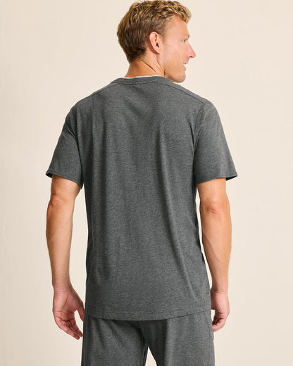 Tommy Bahama Big & Tall Jersey Short-Sleeve V-Neck T-Shirt