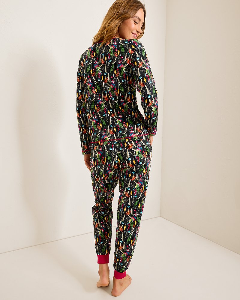 Tommy Bahama Holiday Parrot V-Neck & Pants Family Pajama Set