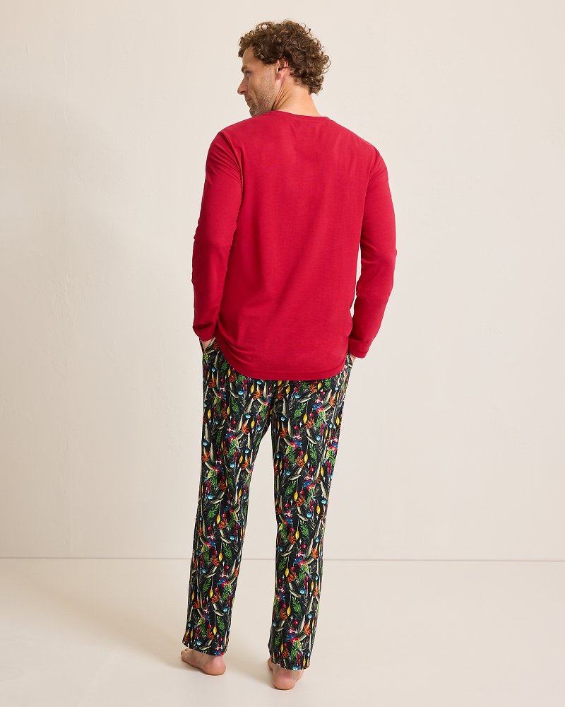 Tommy Bahama Holiday Parrot Henley & Pants Pajama Set