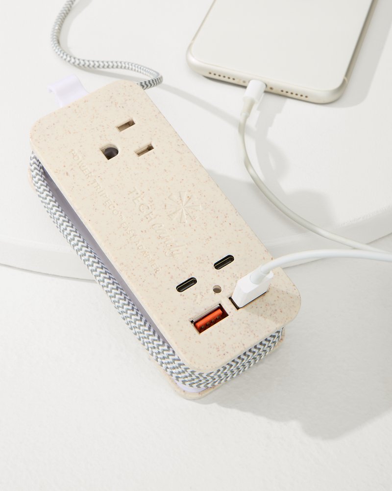 Tommy Bahama Power Trip Eco-Charger