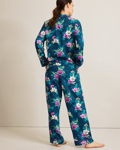 Tommy Bahama Woven Sateen Long Sleeve & Pants Pajama Set